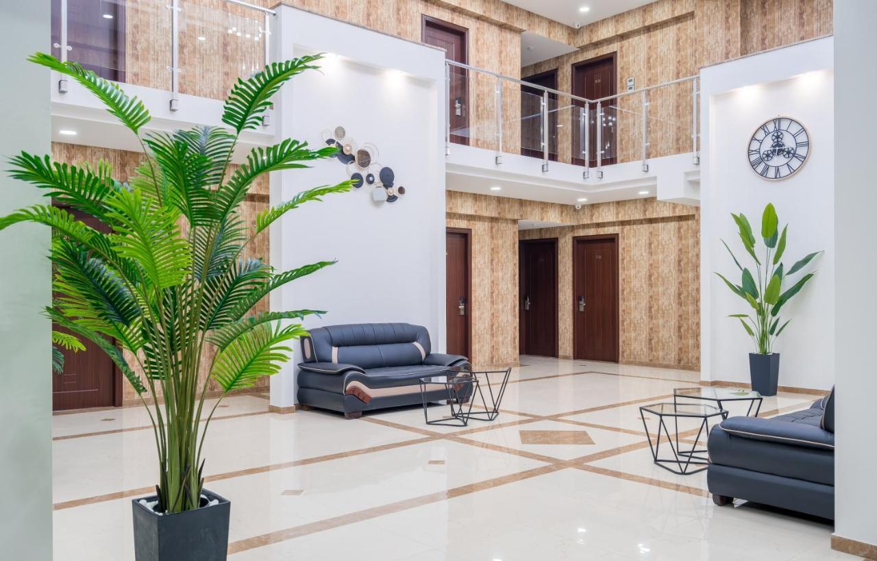 Aura Hotel Tbilisi Exterior foto